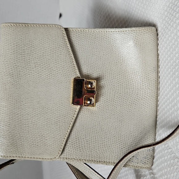 LEATHER CROSSBODY BAG IN CREAM - Picture 2 of 8